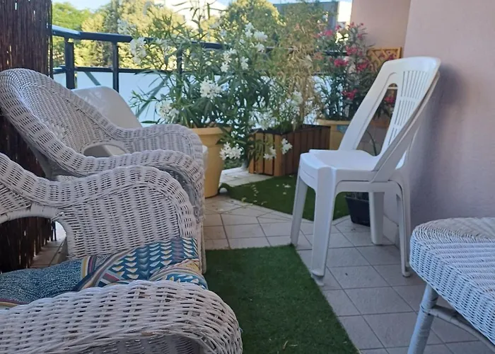 Appartement Dans Un Grand à Centre *